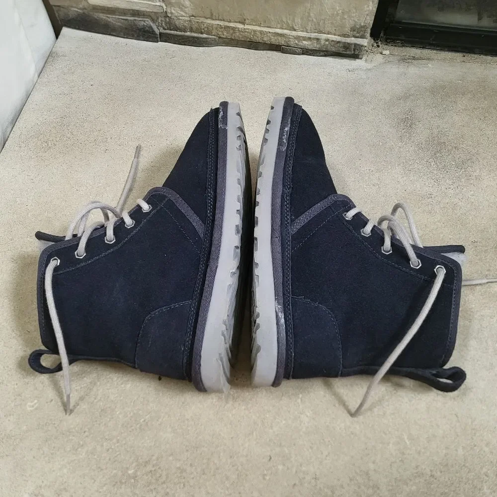 UGG Australia Harkley US Size 5 True Navy Mens Suede BOOTS
